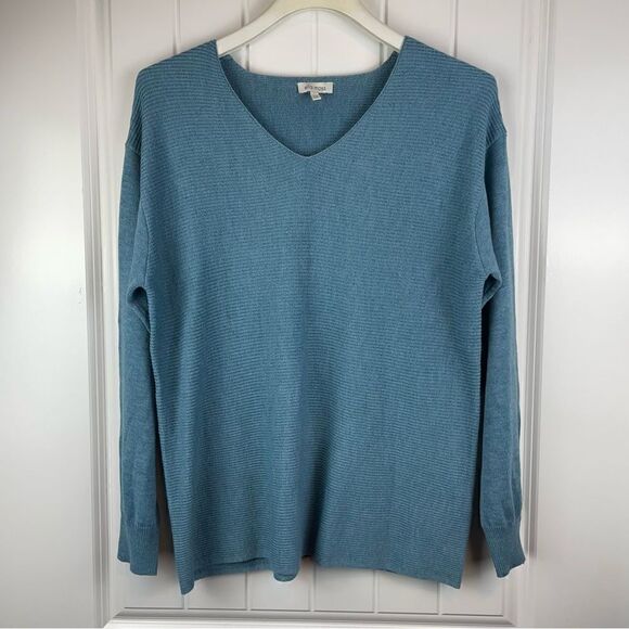 Ella Moss Sweaters - 𝑬𝒍𝒍𝒂 𝑴𝒐𝒔𝒔 v-neck ribbed long sleeve sweater (0379)